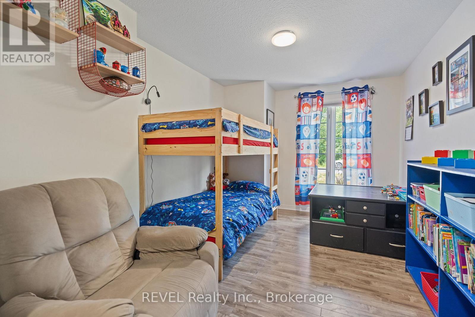 Photo 15 of 566 Albany Street, Fort Erie ON