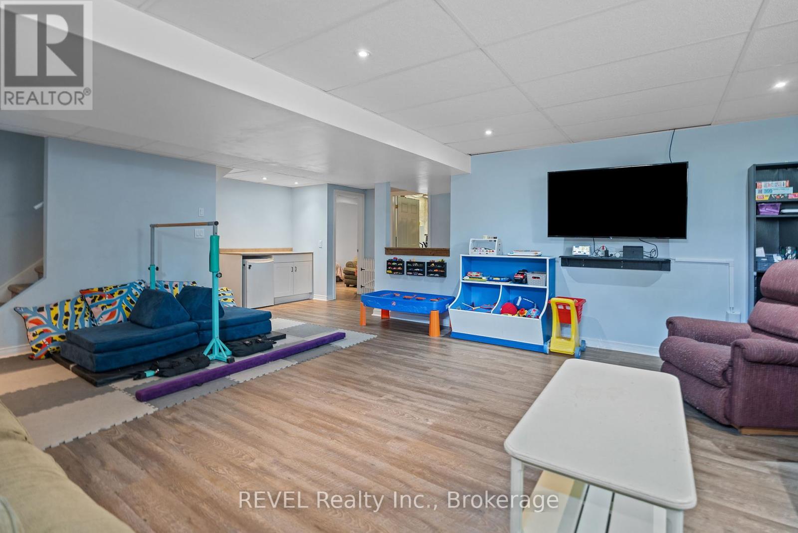 Photo 26 of 566 Albany Street, Fort Erie ON