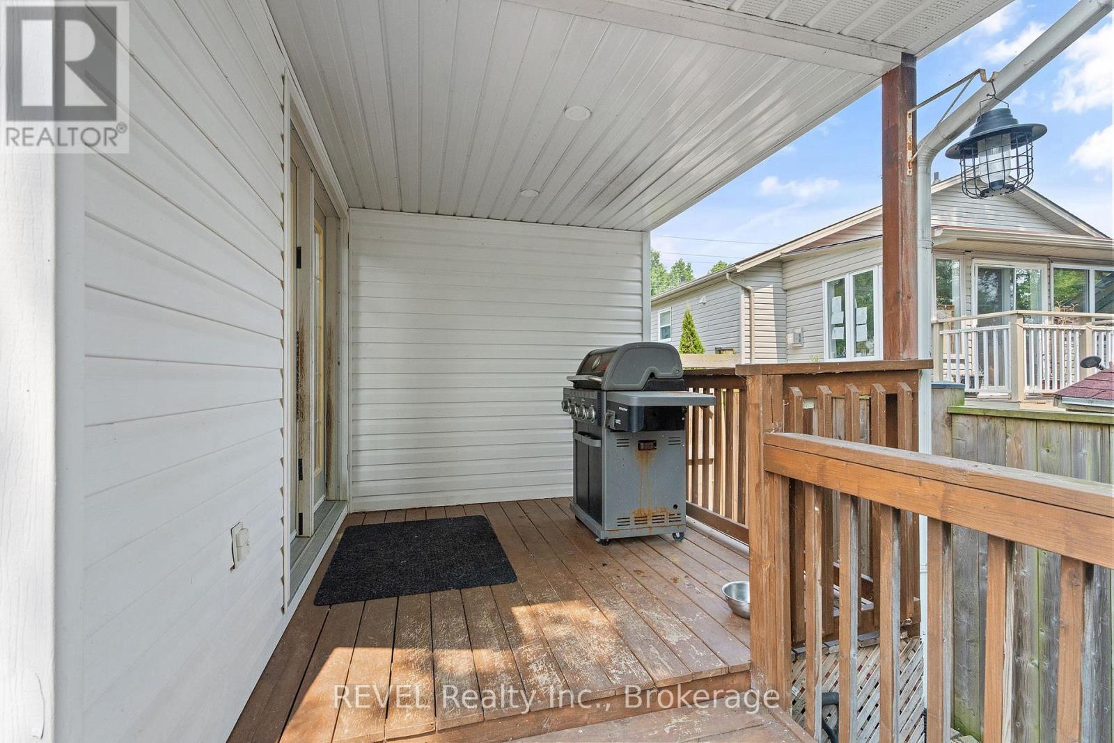 Photo 33 of 566 Albany Street, Fort Erie ON