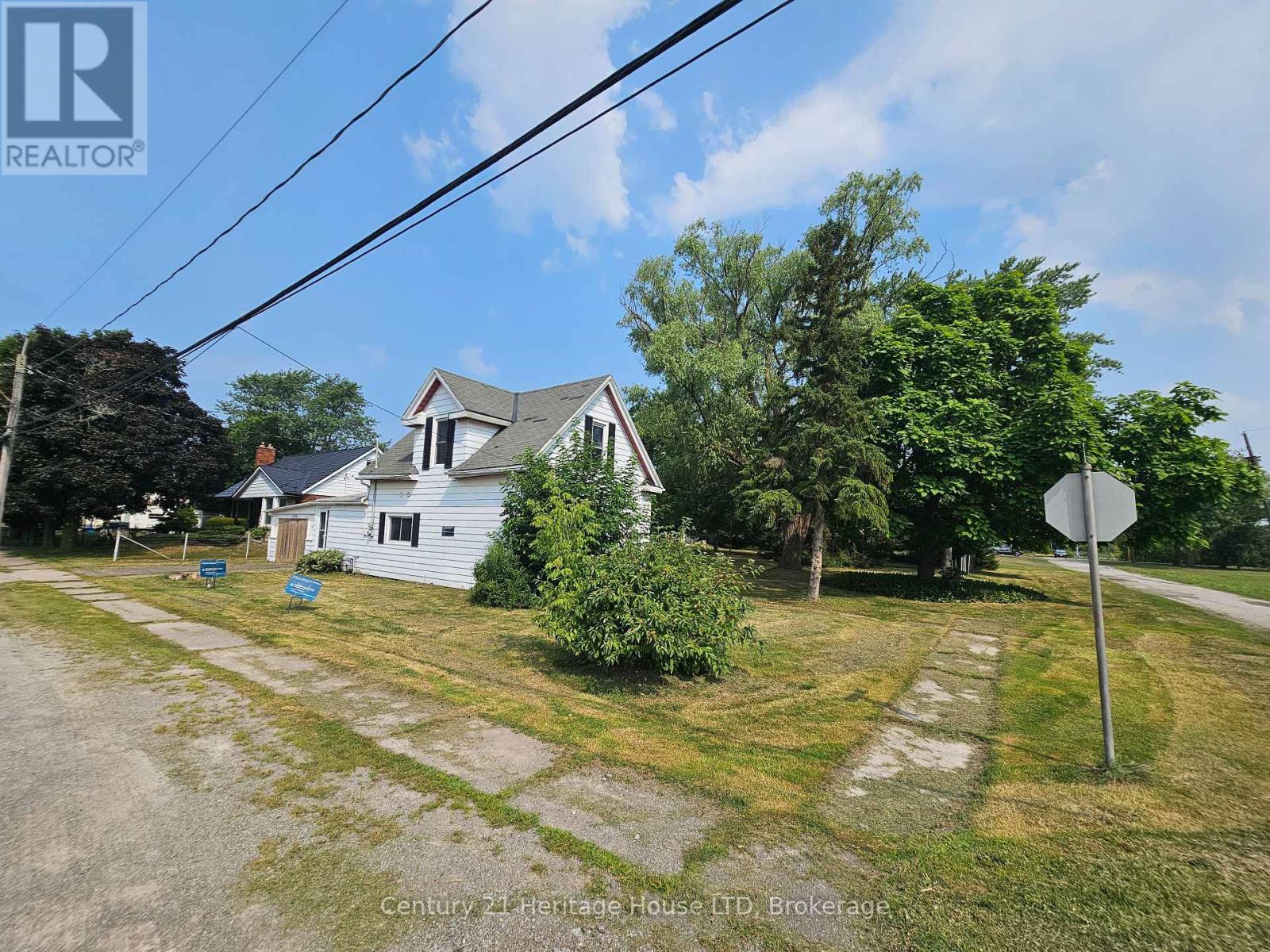 Photo 3 of 1548 Henderson Street, Thorold ON