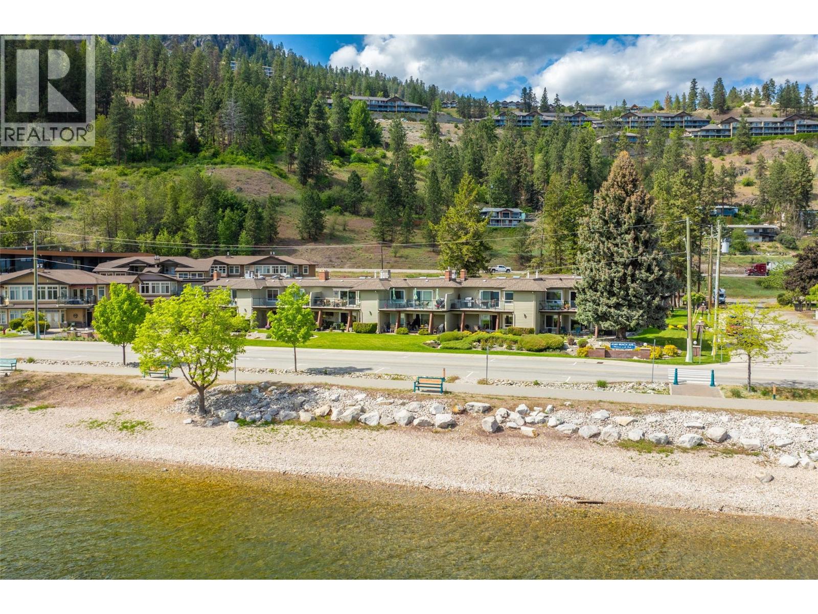 104 4340A Beach Avenue, Peachland