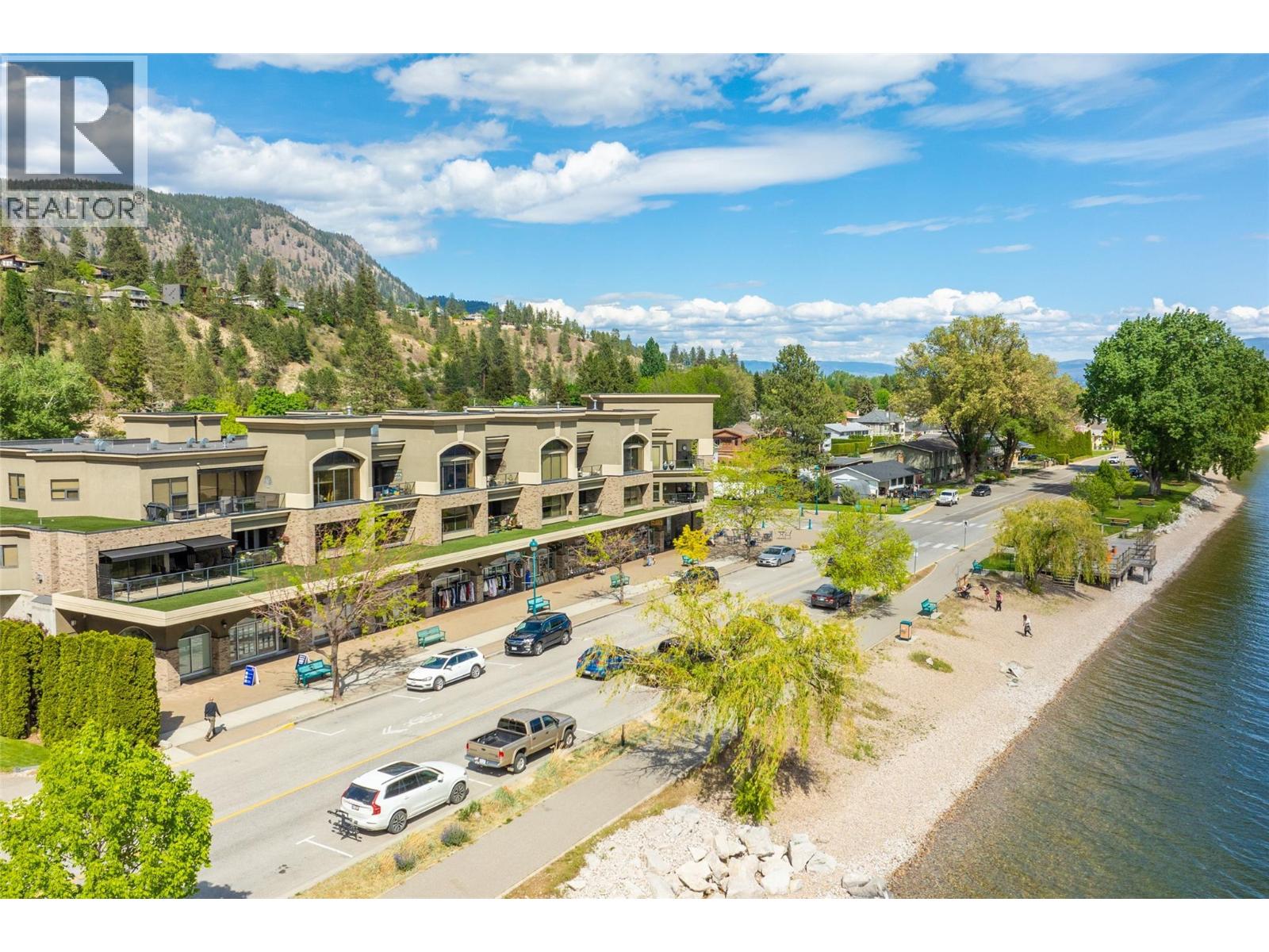 104 4340A Beach Avenue, Peachland
