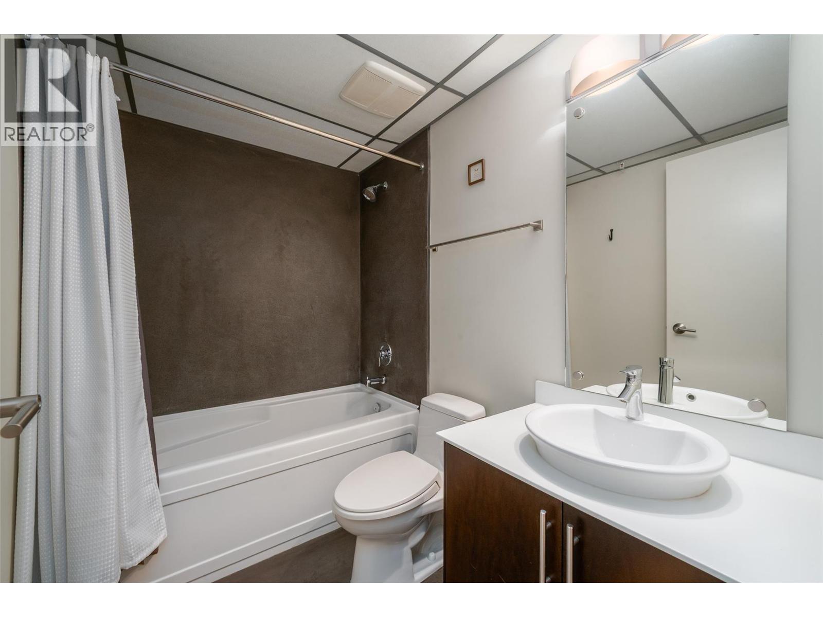 122 1495 Graham Street, Kelowna