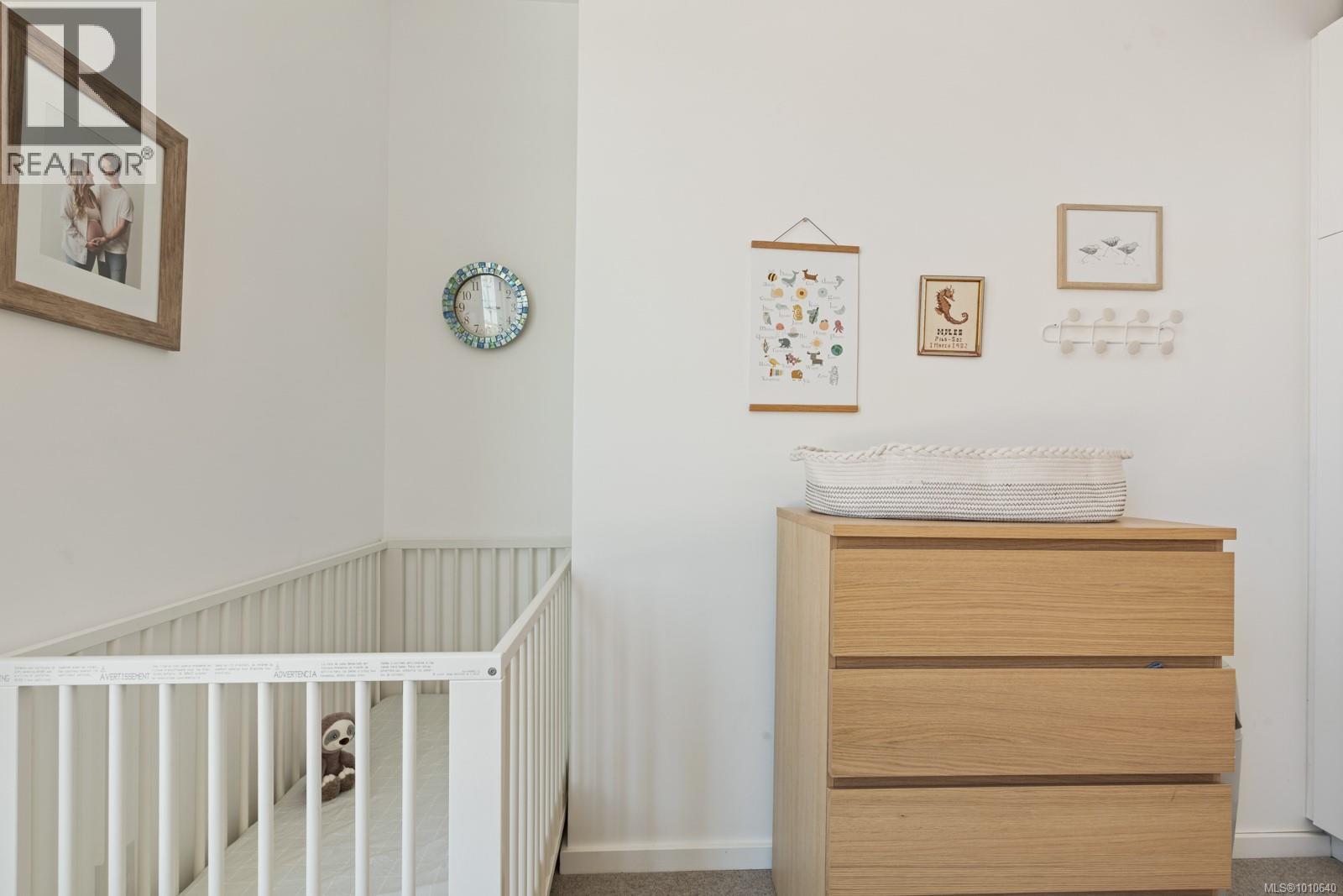 Photo 17 of 103 1720 Fairfield Rd, Victoria BC