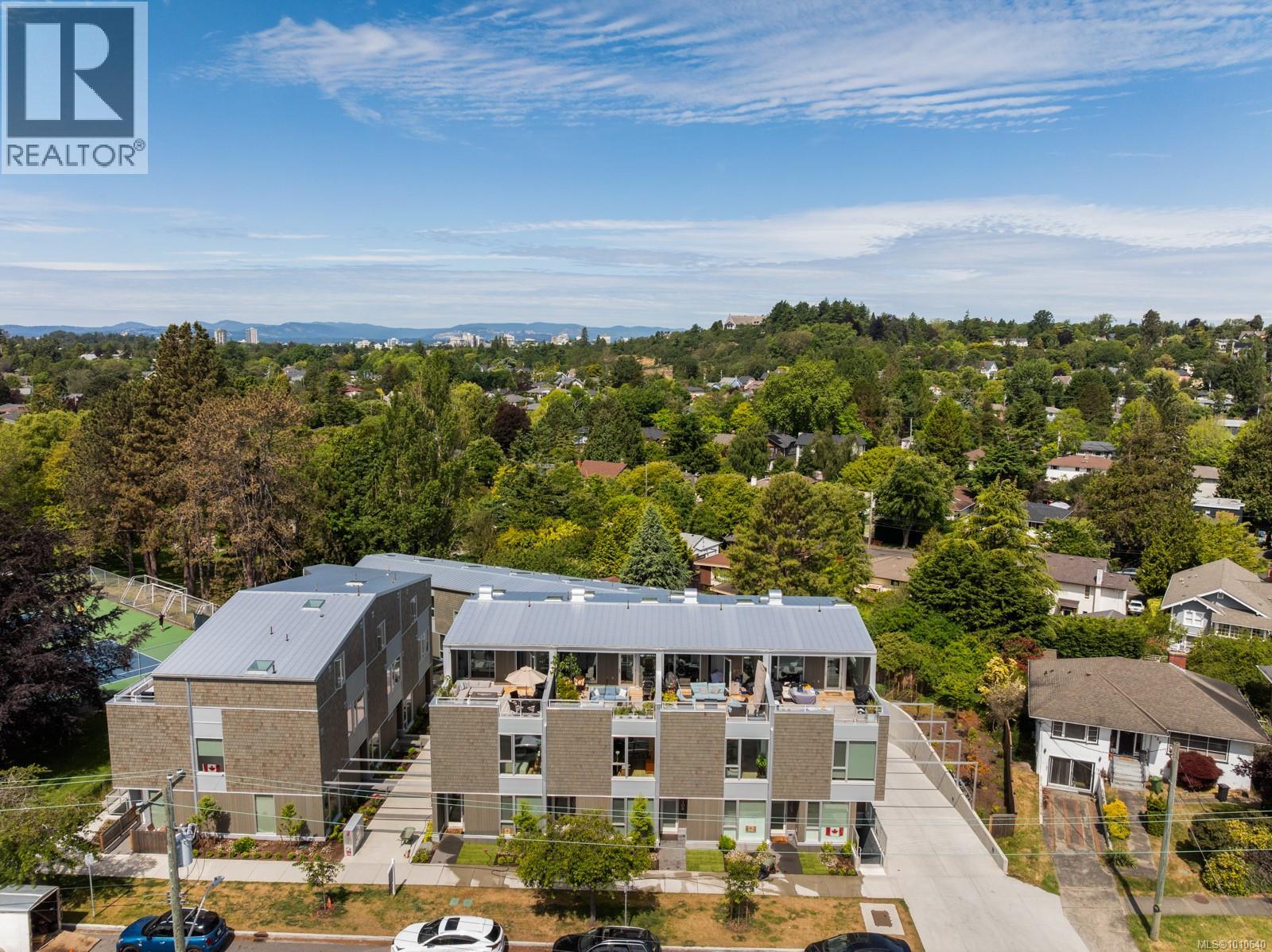 Photo 28 of 103 1720 Fairfield Rd, Victoria BC