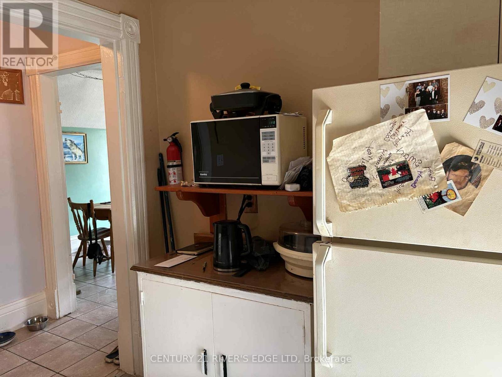 Photo 15 of 28 32 Perth Street, Brockville ON