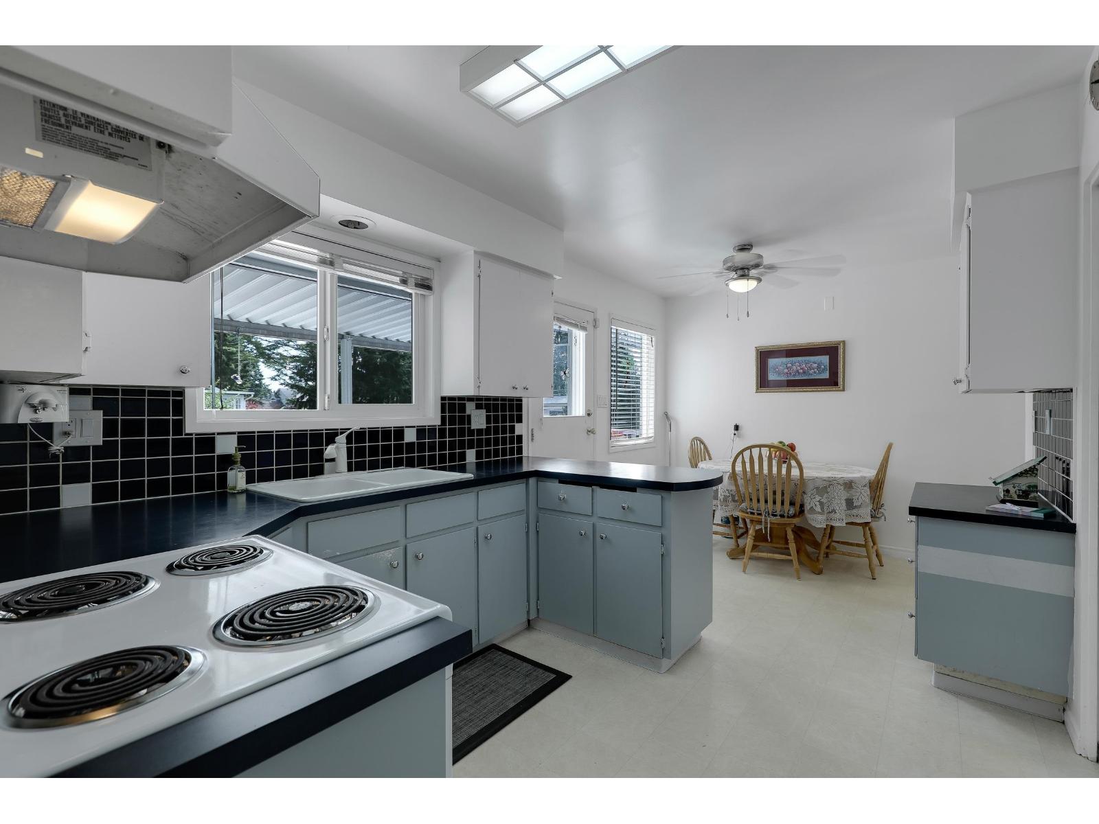 Photo 11 of 8936 112 A Street, Delta BC