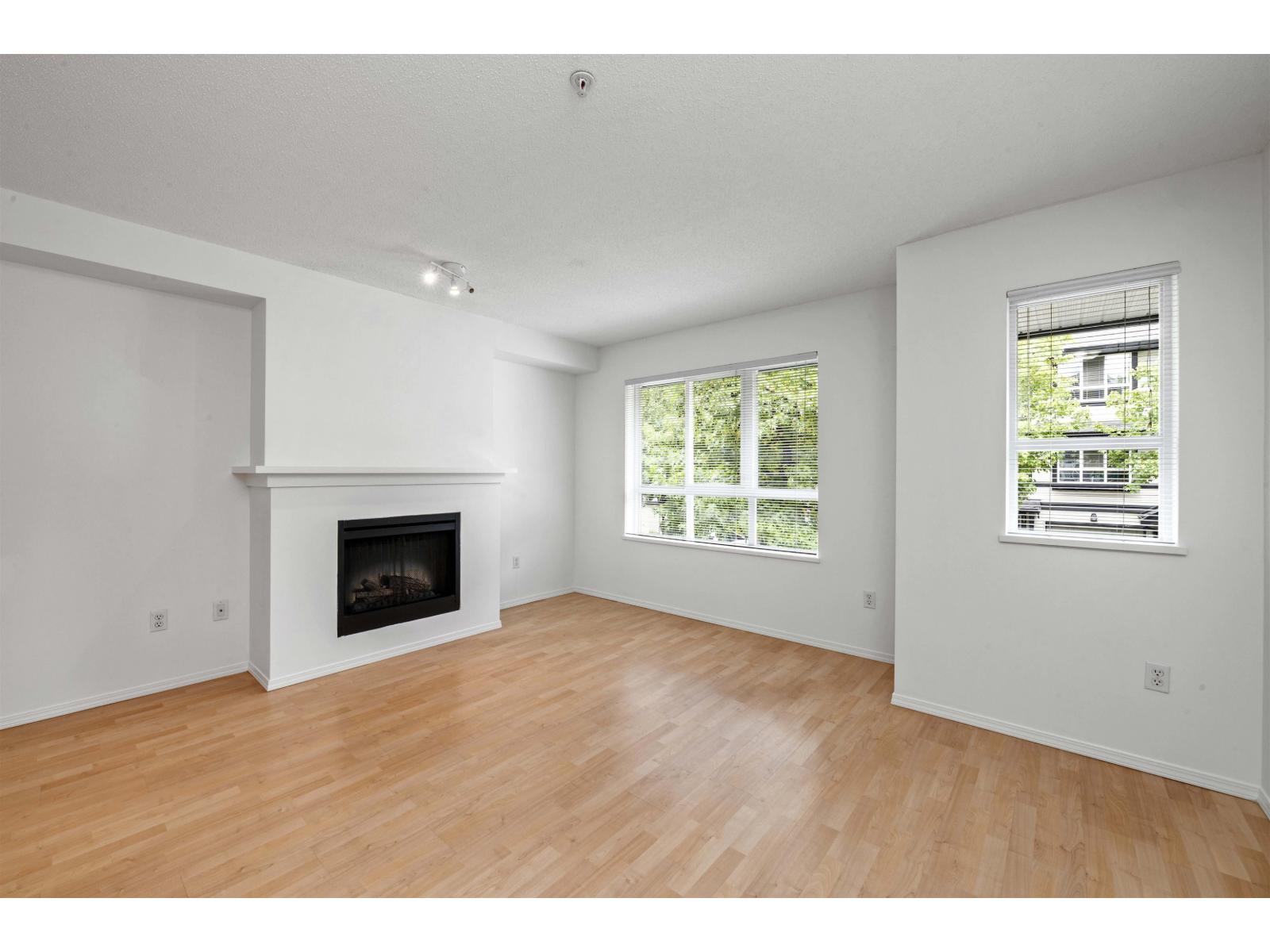 Photo 8 of 63 6747 203 Street, Langley BC