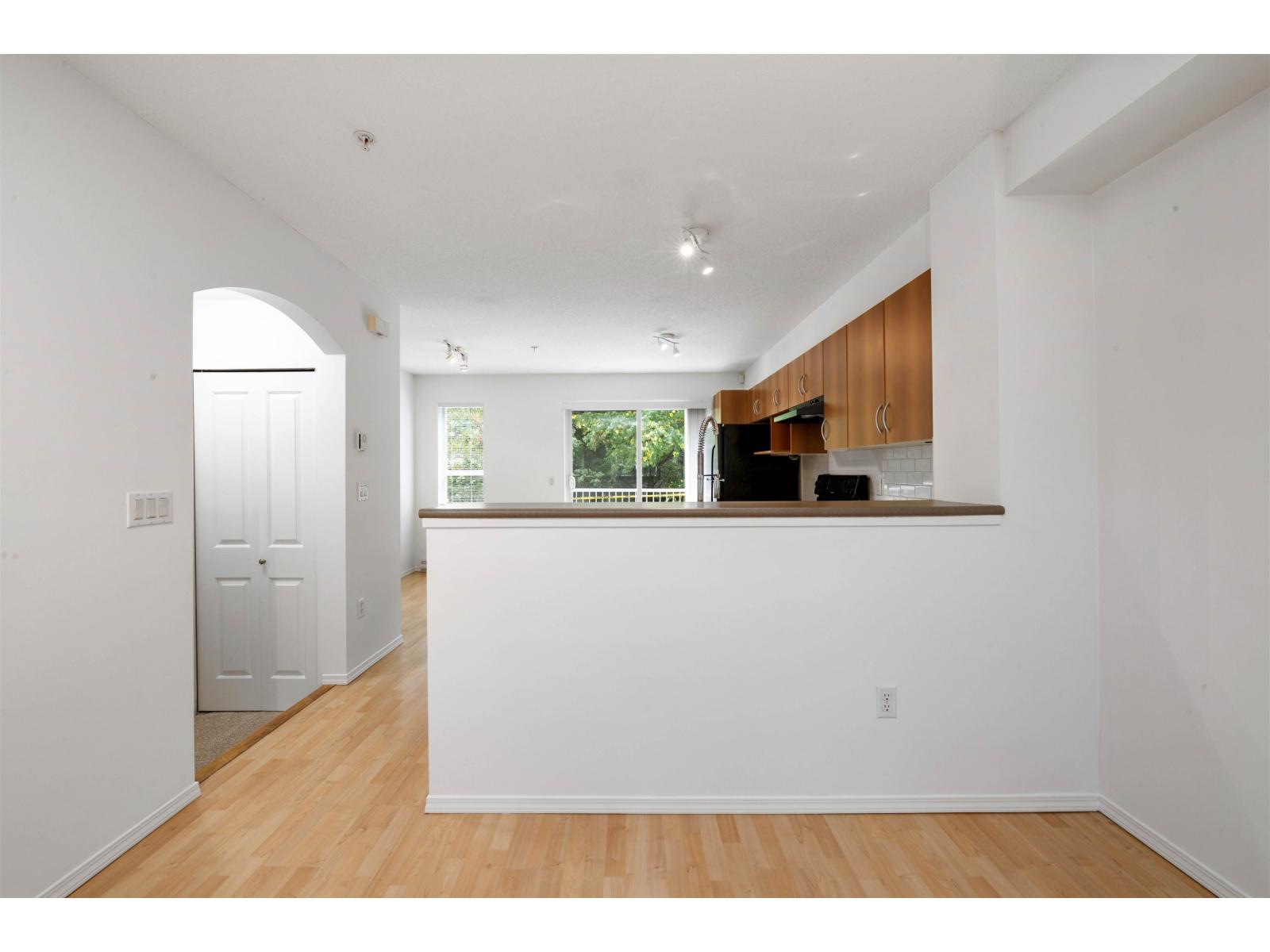 Photo 9 of 63 6747 203 Street, Langley BC