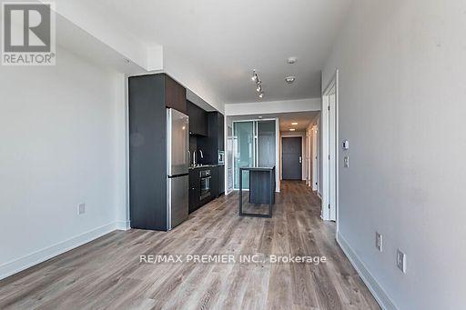 Photo 5 of 1620 86 Dundas Street E, Mississauga ON