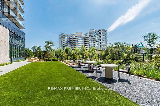 Photo 7 of 1620 86 Dundas Street E, Mississauga ON
