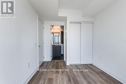 Photo 9 of 1620 86 Dundas Street E, Mississauga ON