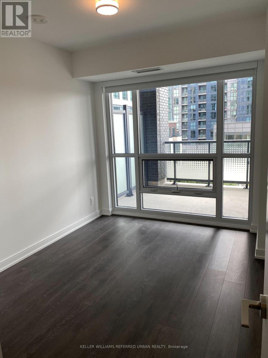 Photo 1 of 401 30 Samuel Wood Way, Toronto ON