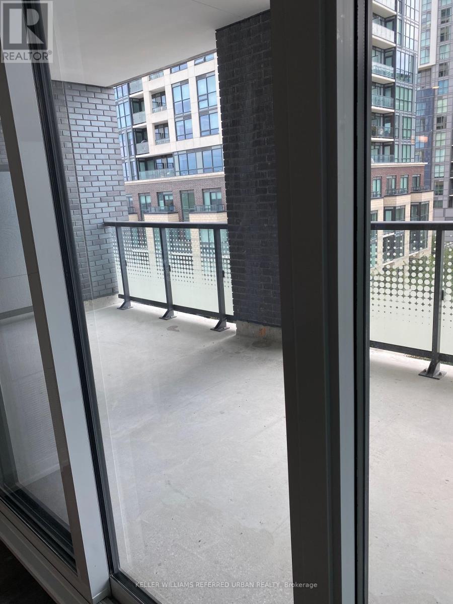 Photo 5 of 401 30 Samuel Wood Way, Toronto ON