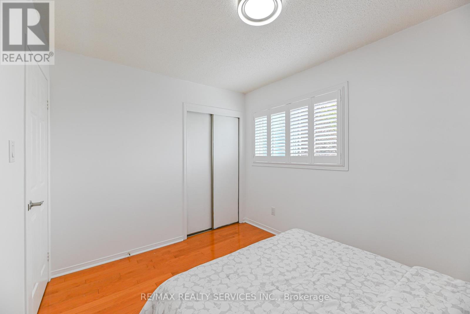 Photo 19 of 29 Leneck Avenue, Brampton ON