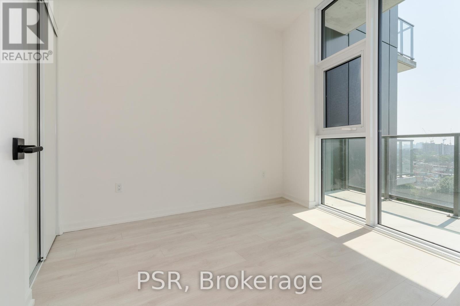 Photo 15 of 903 10 Graphophone Grove, Toronto ON