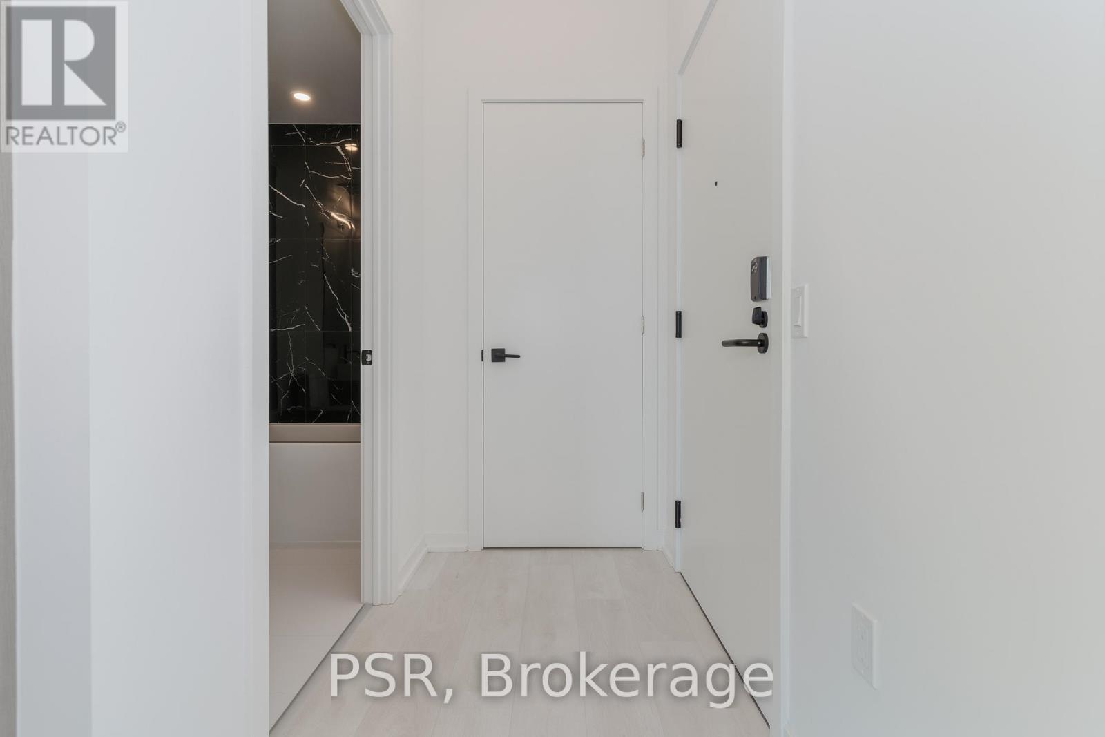 Photo 5 of 903 10 Graphophone Grove, Toronto ON