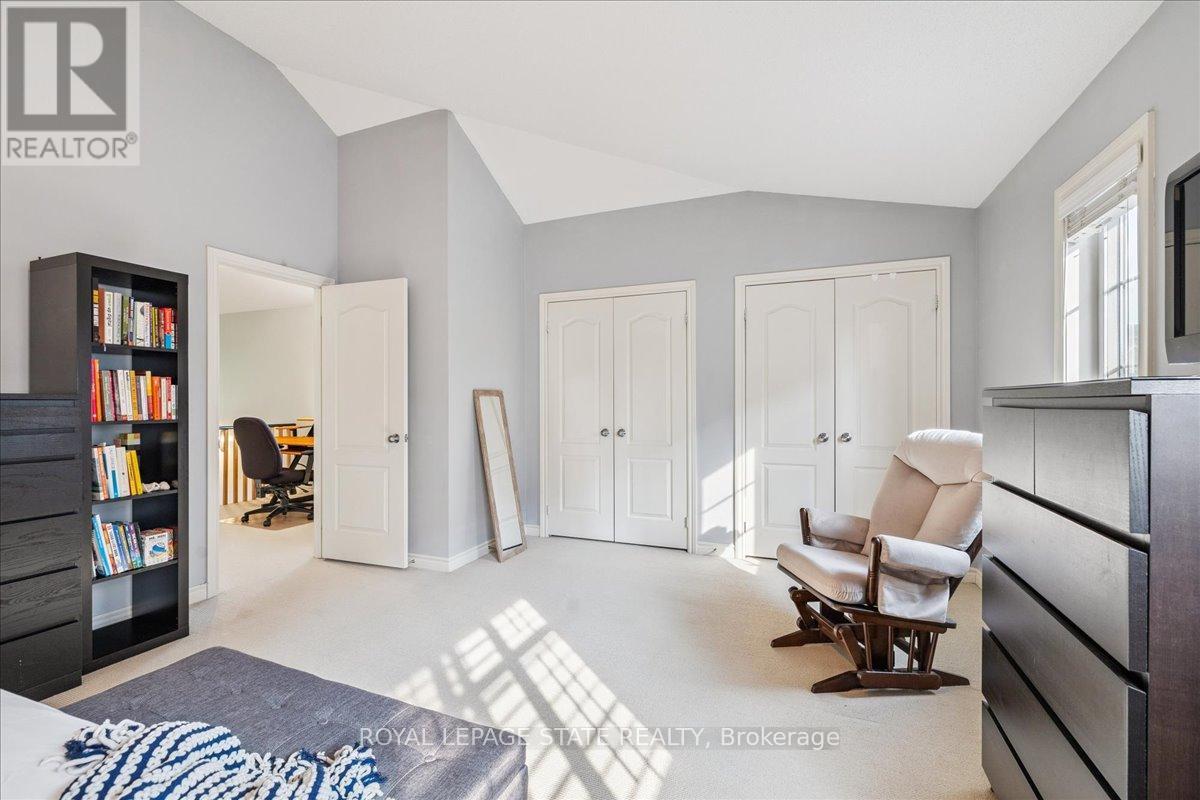Photo 16 of 72 5080 Fairview Street, Burlington ON