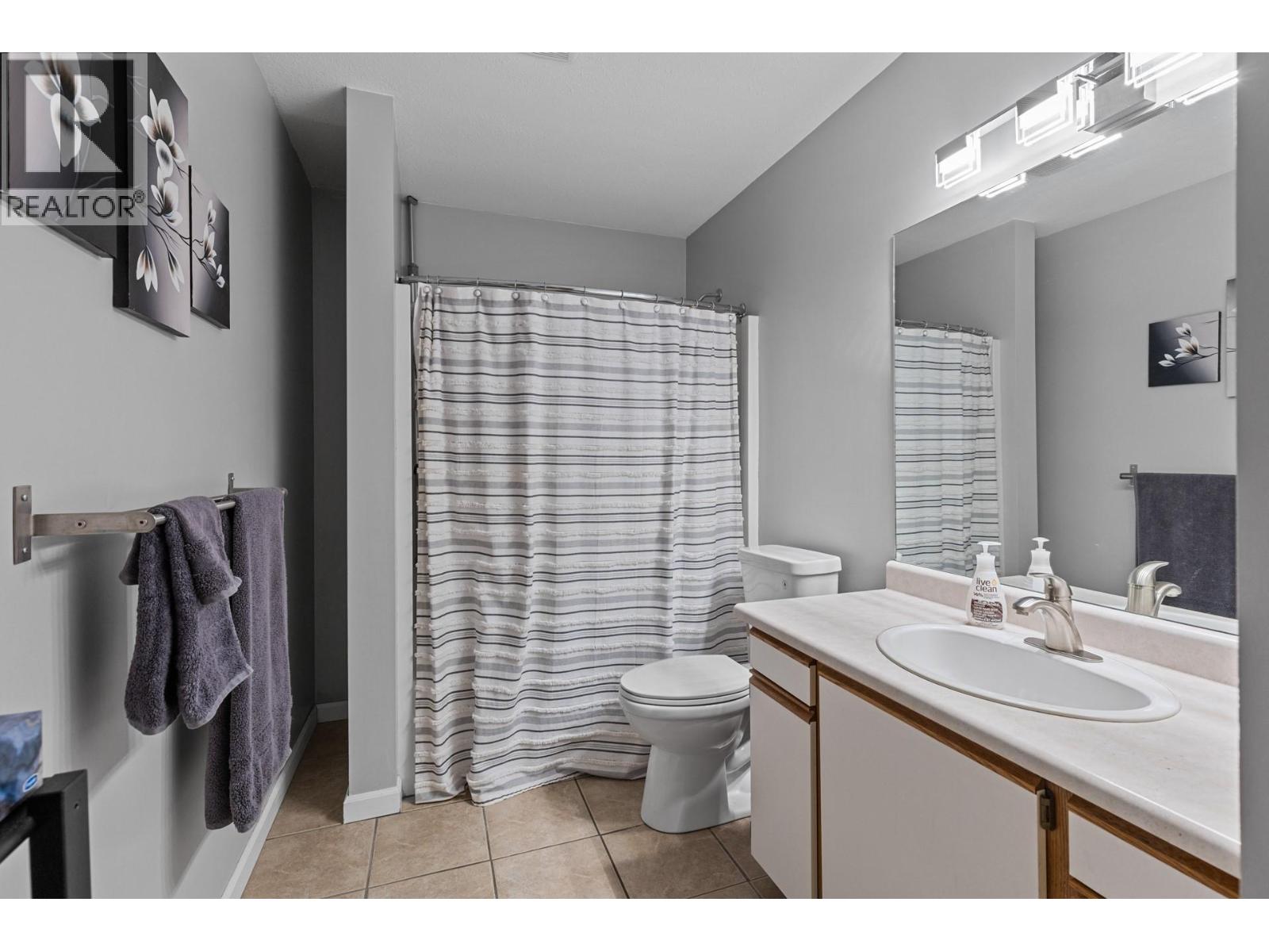  3424 East Boundary Road, Westbank