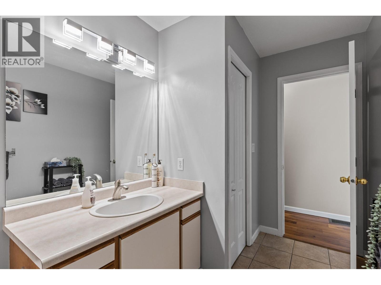  3424 East Boundary Road, Westbank