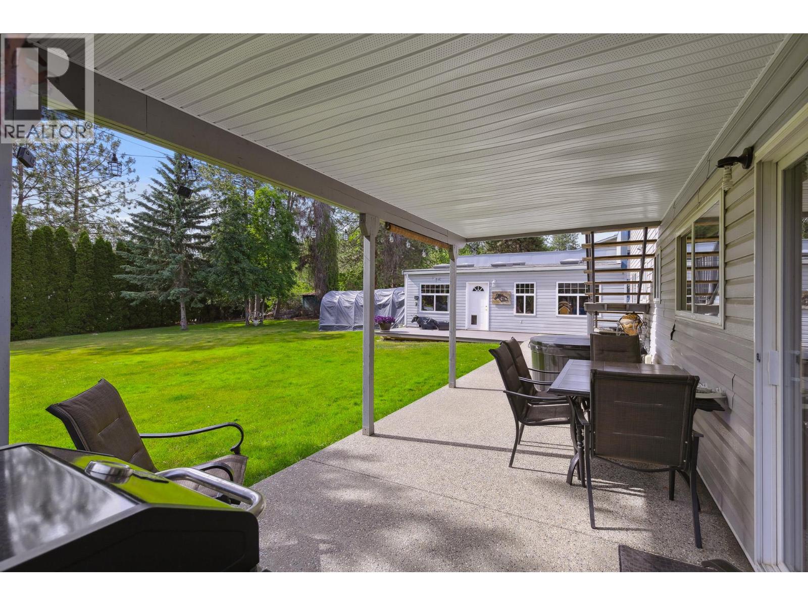  3424 East Boundary Road, Westbank