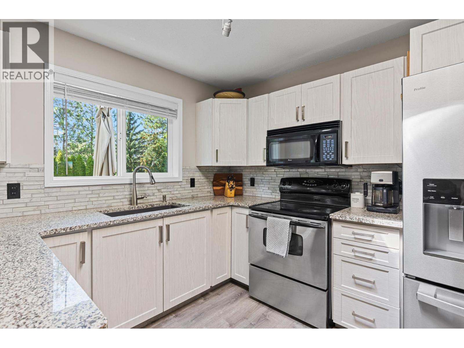  3424 East Boundary Road, Westbank