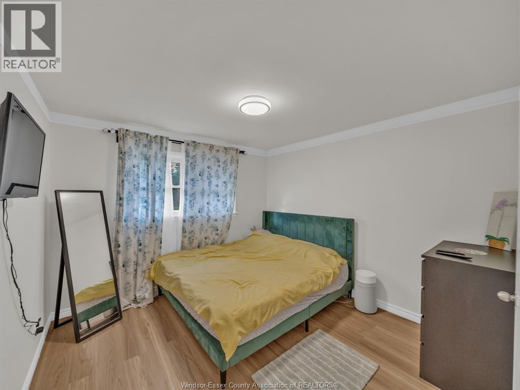 Photo 20 of 1045 Cabana Road West, Windsor ON