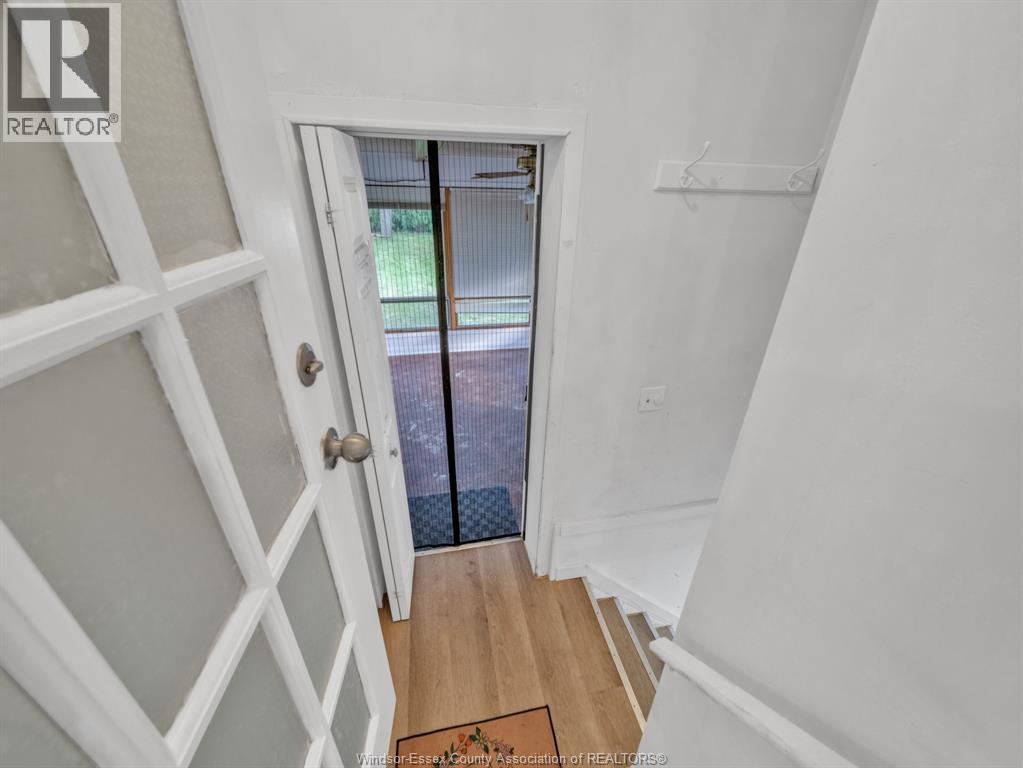 Photo 23 of 1045 Cabana Road West, Windsor ON