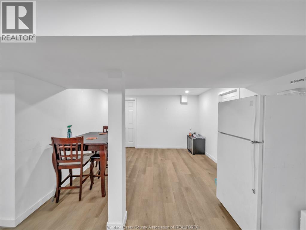 Photo 27 of 1045 Cabana Road West, Windsor ON