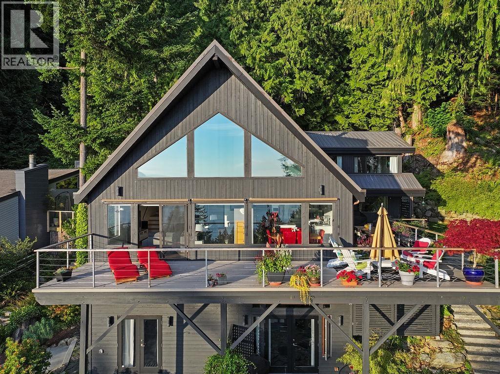 485 TIMBERTOP DRIVE, Lions Bay