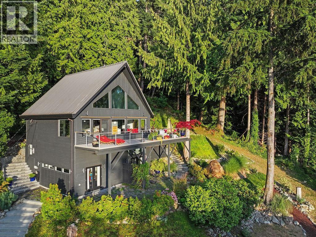 485 TIMBERTOP DRIVE, Lions Bay