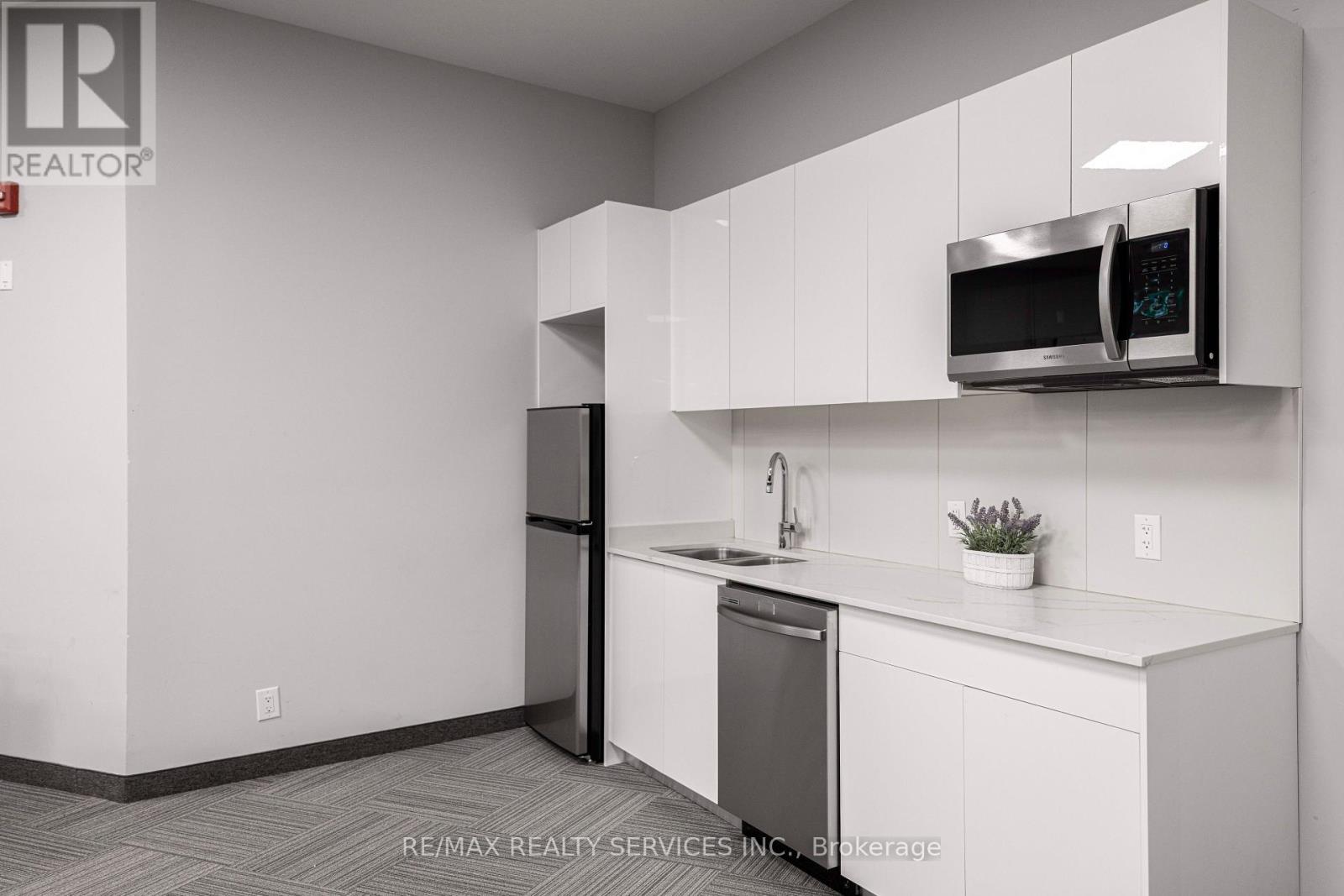 Photo 8 of 522 652 Princess Street, Kingston ON