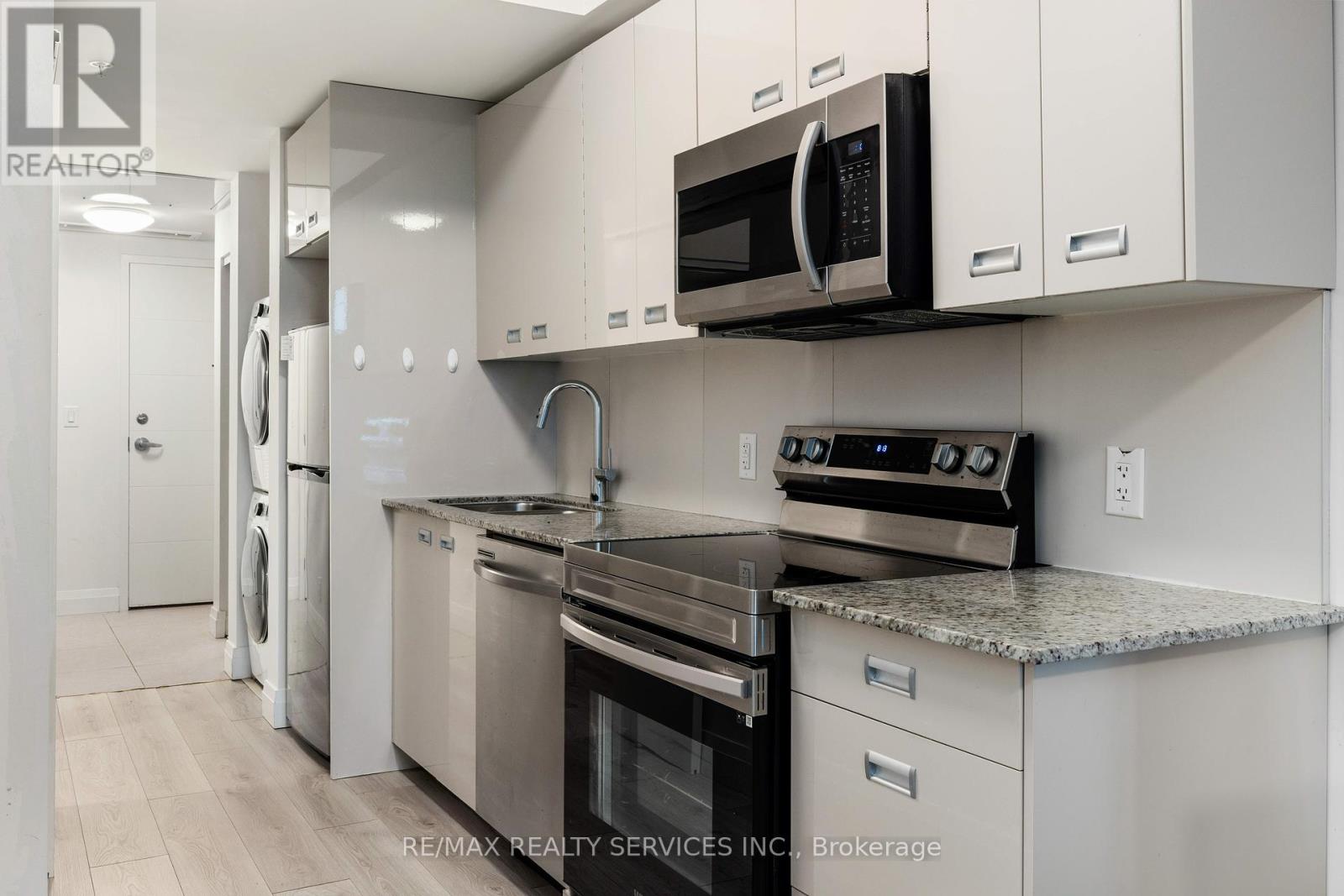 Photo 3 of 522 652 Princess Street, Kingston ON