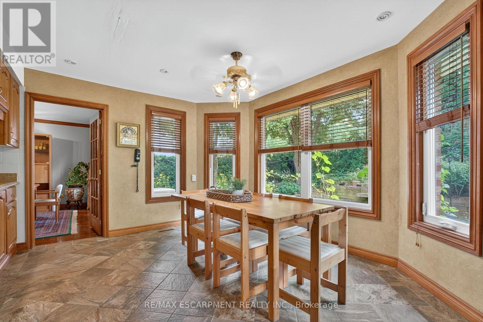 Photo 46 of 64 Summerdale Place, Hamilton ON