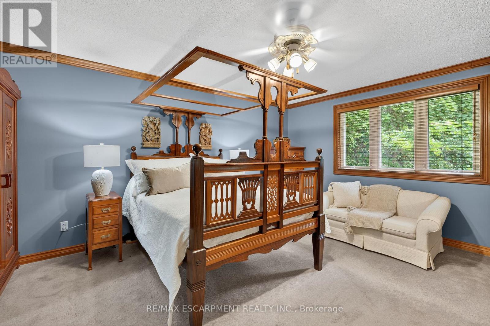 Photo 27 of 64 Summerdale Place, Hamilton ON
