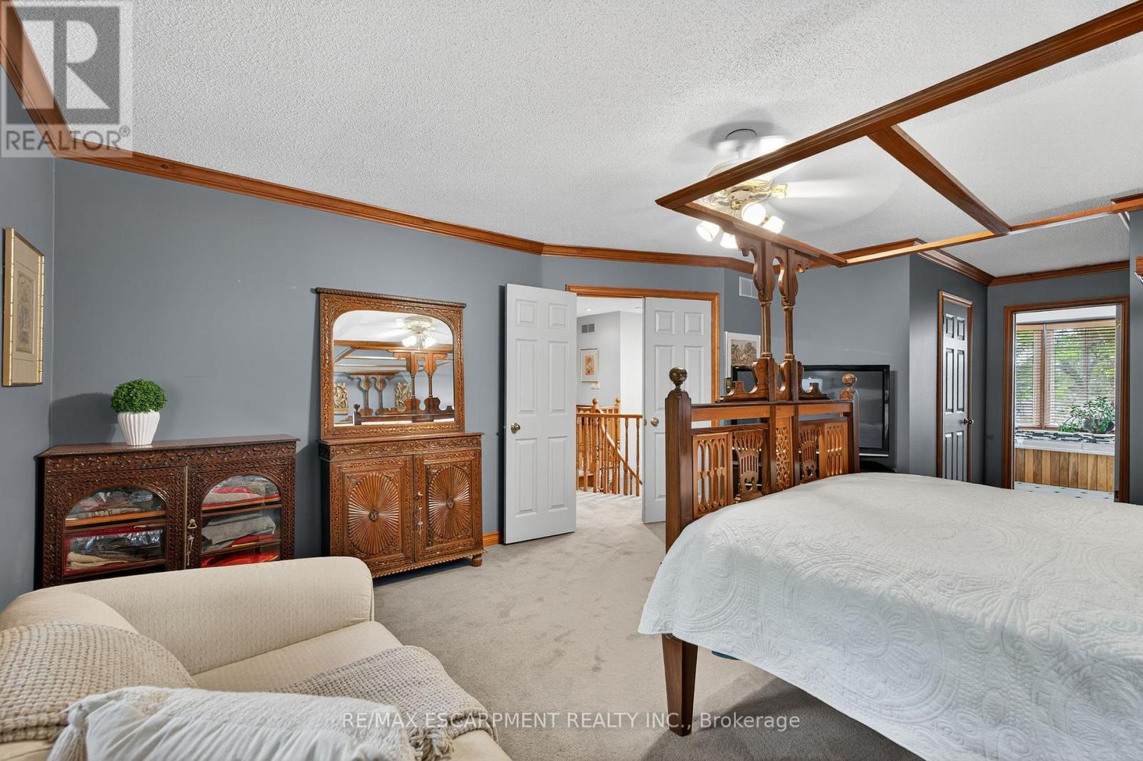 Photo 29 of 64 Summerdale Place, Hamilton ON