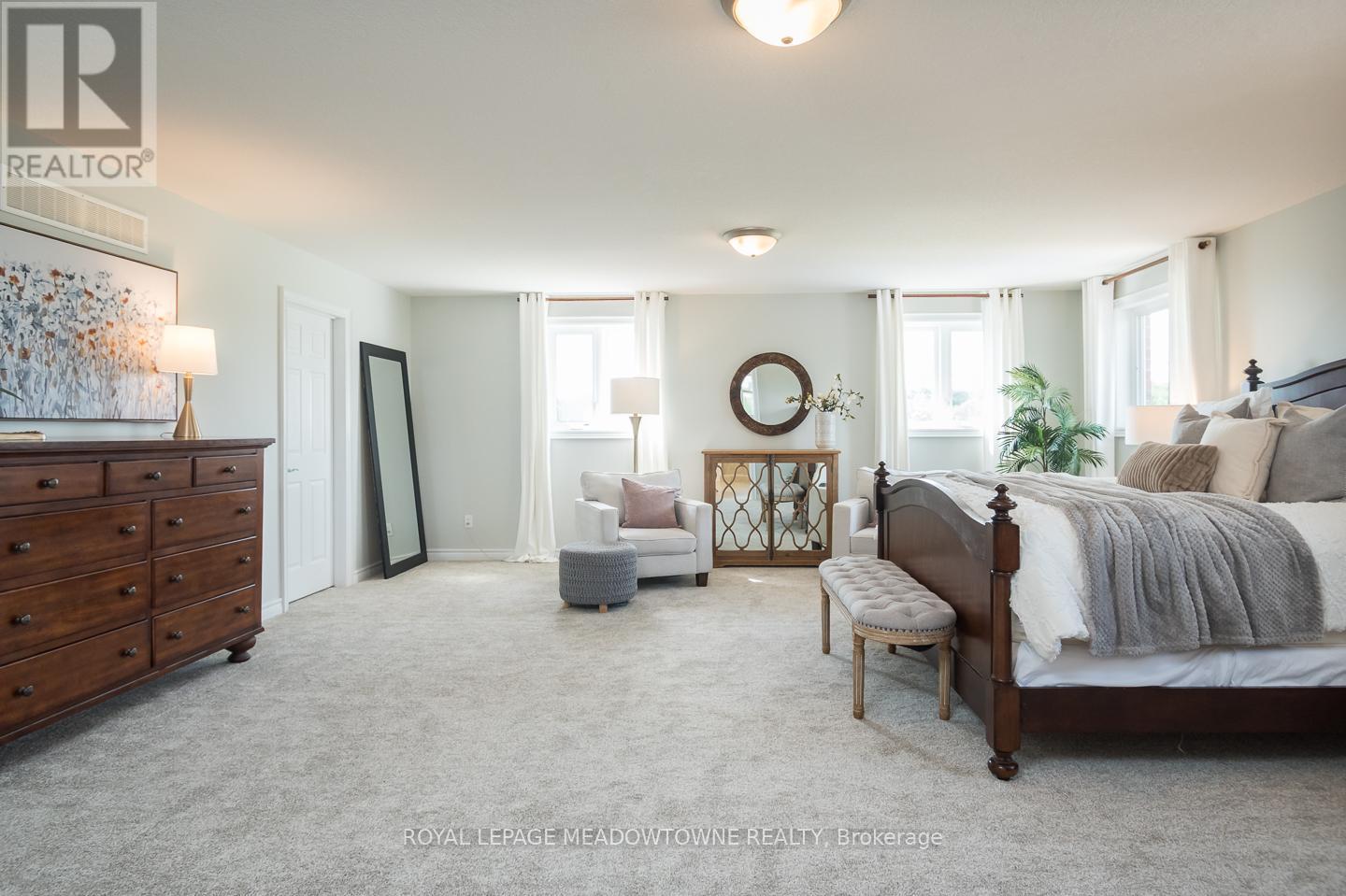 Photo 4 of 63 Stewart Drive, Erin ON