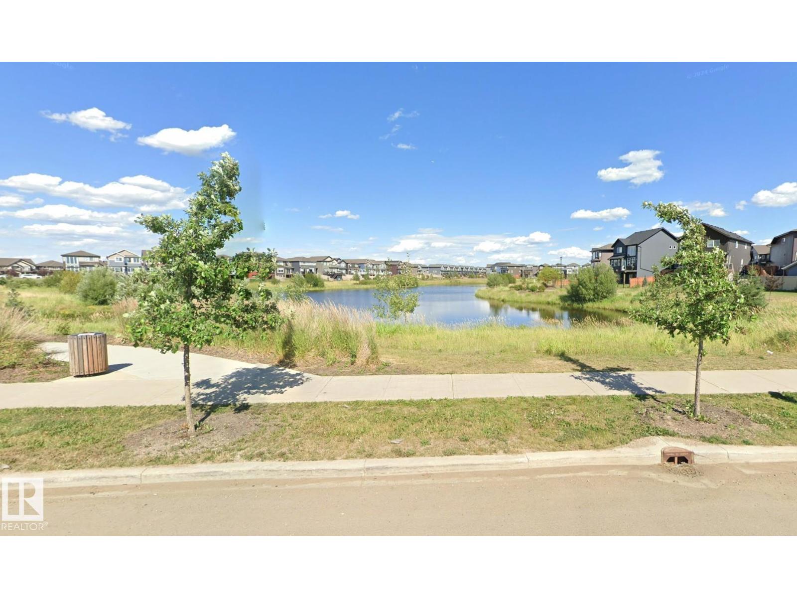 Photo 4 of 1143 Plum Ln Sw, Edmonton AB