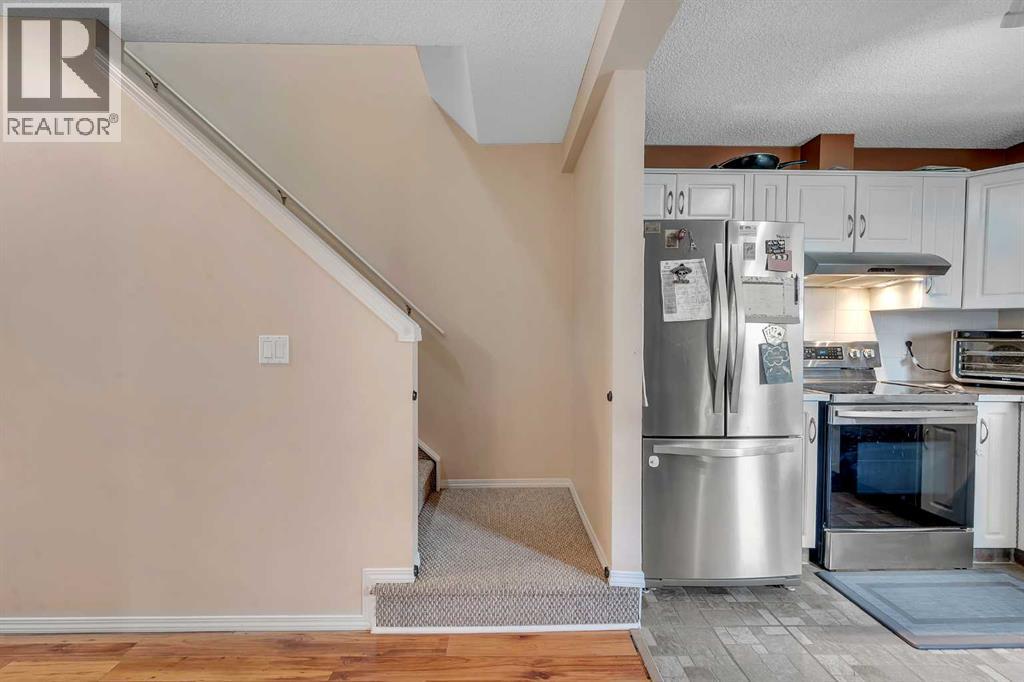 Single Family House for Sale in   Hidden Hills Terrace NW Hidden Valley Calgary 