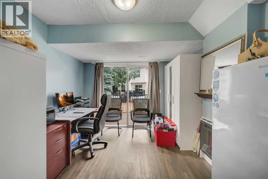 Single Family House for Sale in   Hidden Hills Terrace NW Hidden Valley Calgary 
