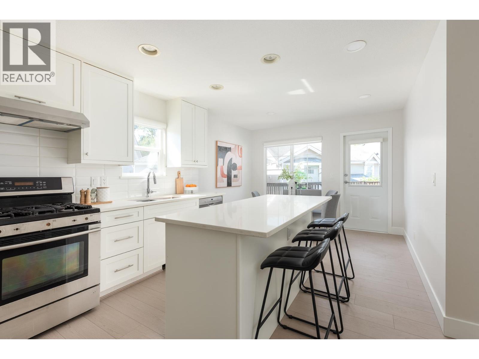Photo 3 of 230 3000 Riverbend Drive, Coquitlam BC