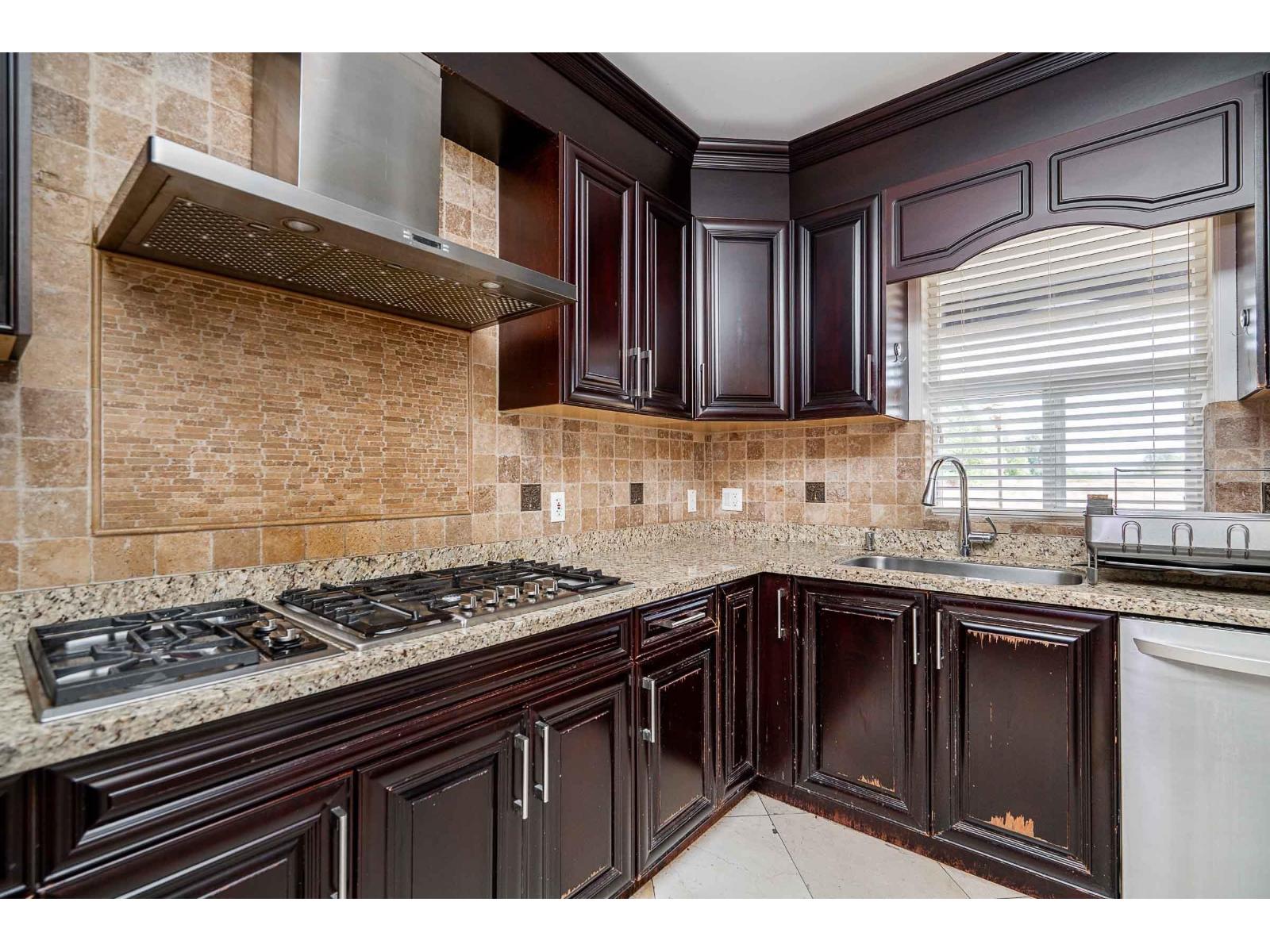 Photo 10 of 4490 152 Street, Surrey BC