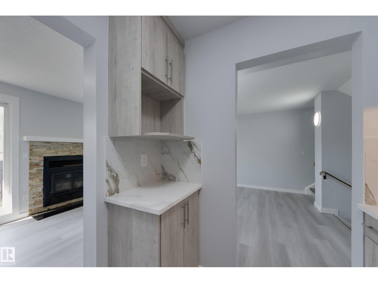 Photo 11 of 1516 A 69 St Nw, Edmonton AB