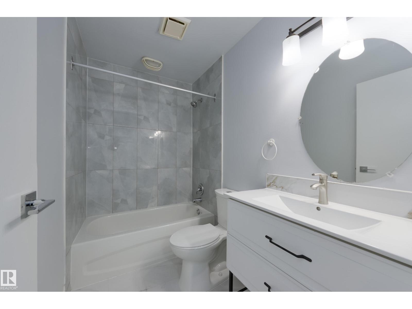 Photo 18 of 1516 A 69 St Nw, Edmonton AB