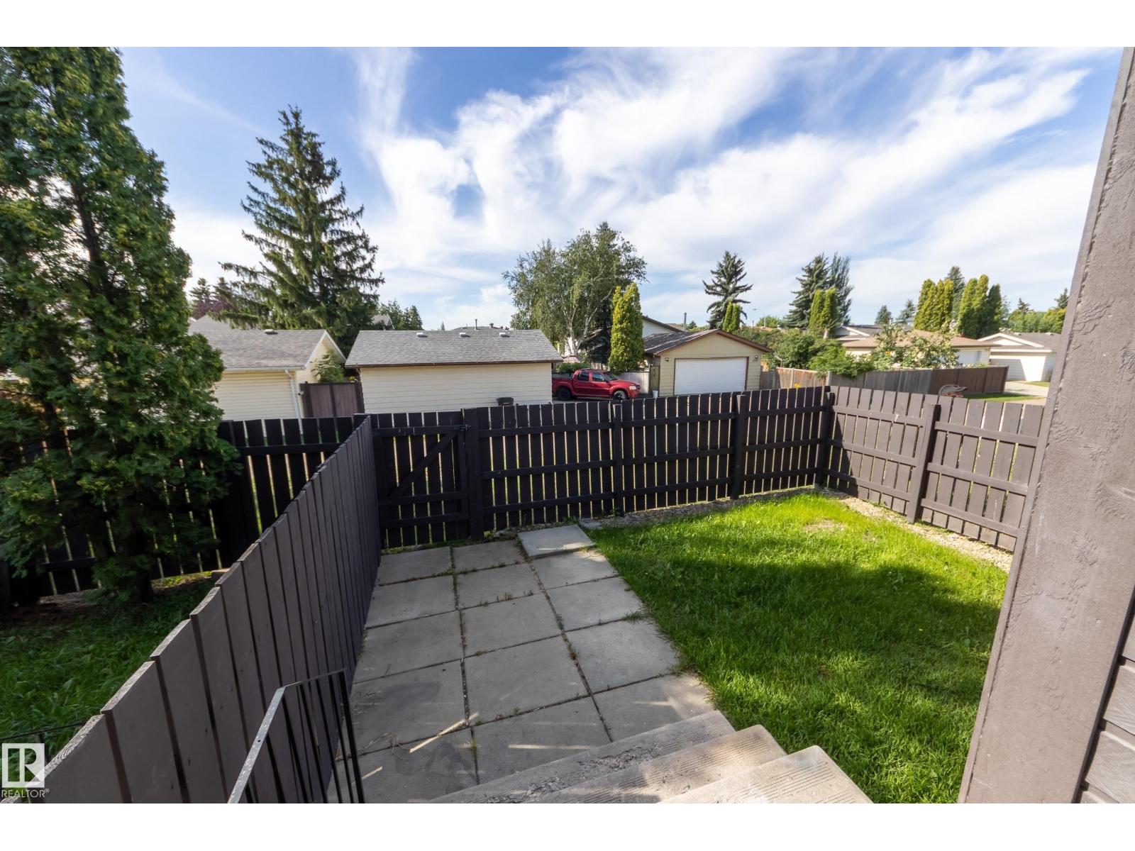 Photo 24 of 1516 A 69 St Nw, Edmonton AB