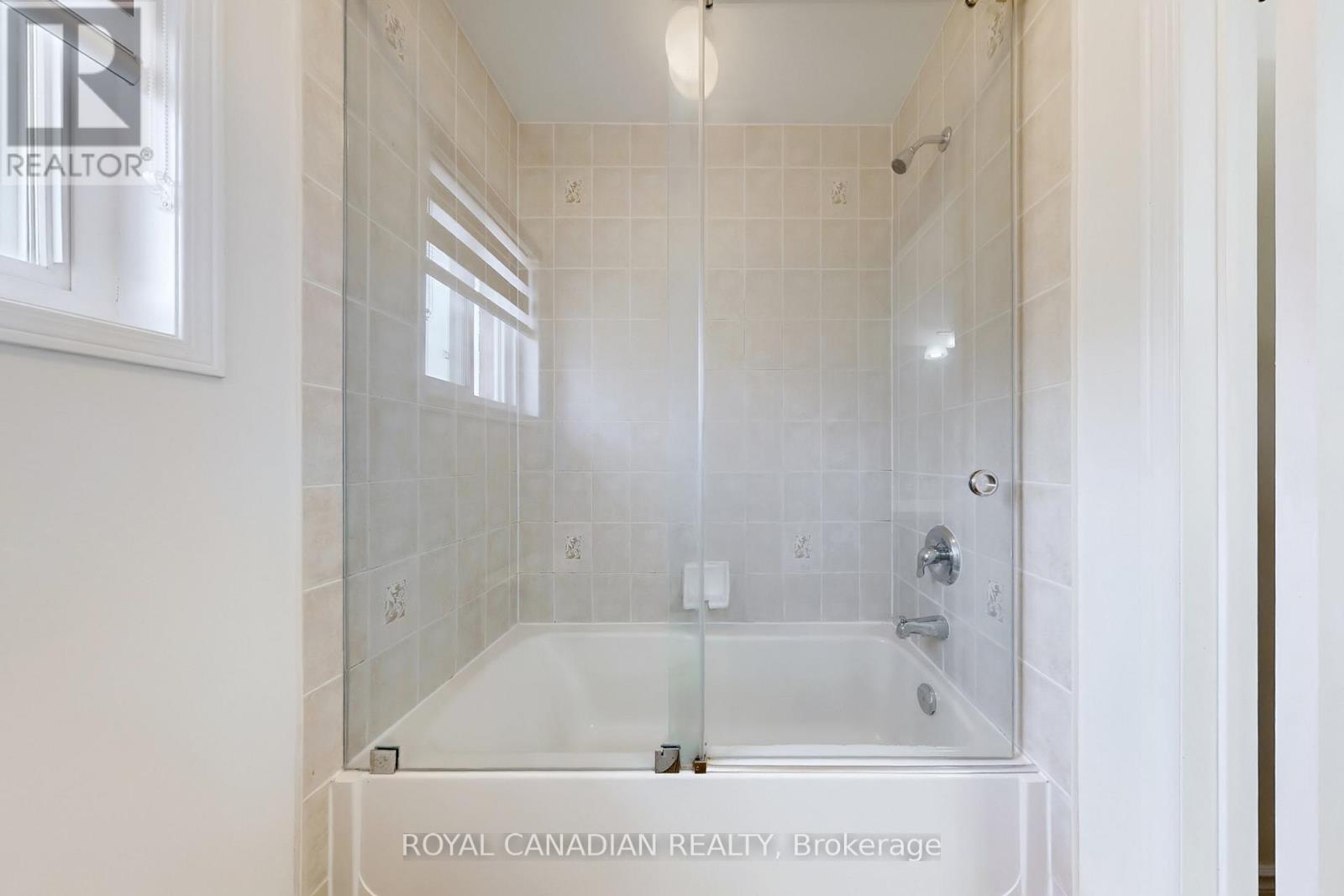 Photo 20 of 5116 Churchill Meadows Boulevard, Mississauga ON