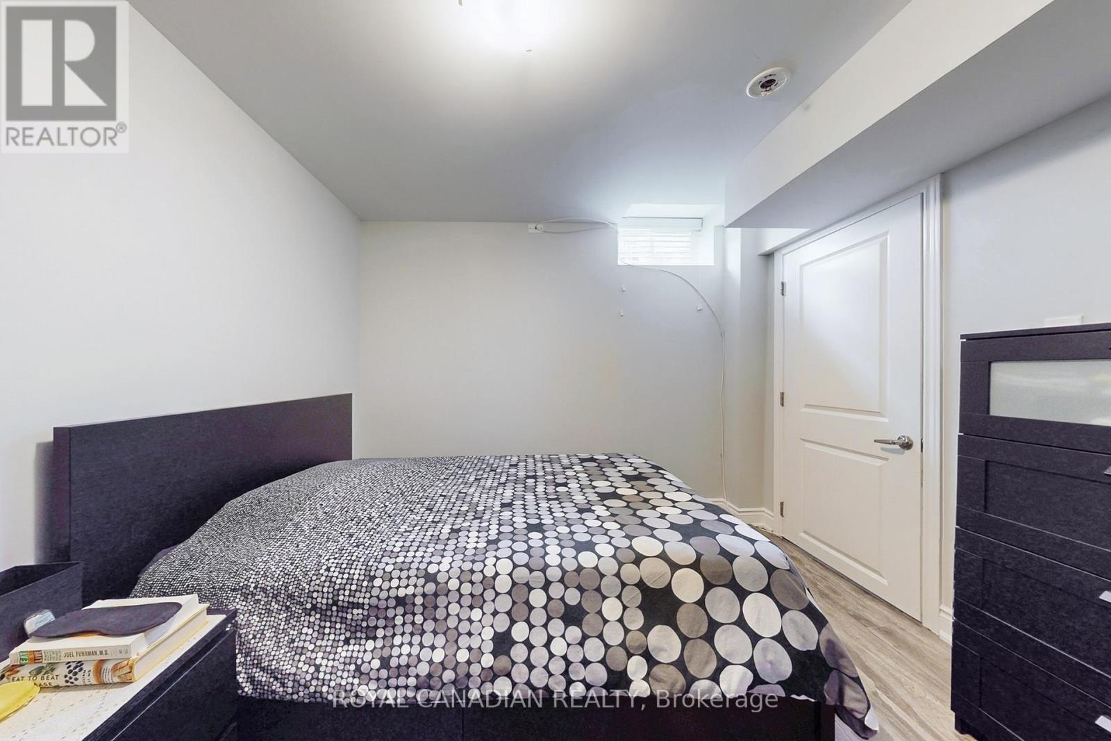 Photo 33 of 5116 Churchill Meadows Boulevard, Mississauga ON