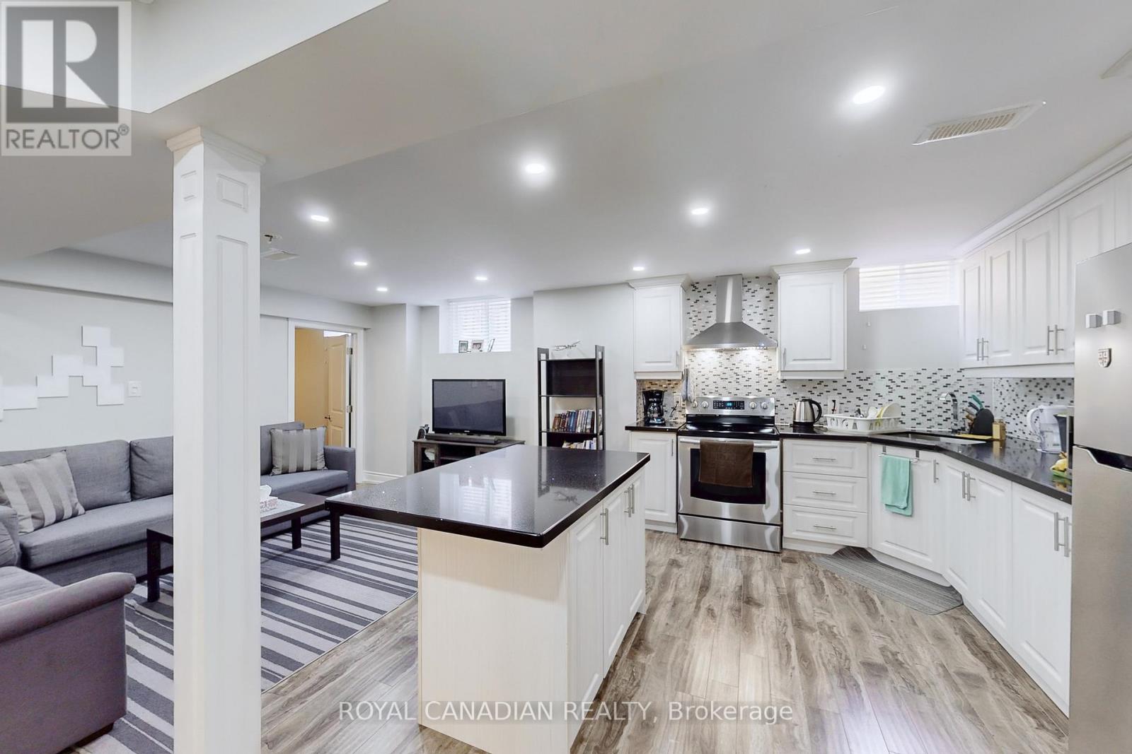 Photo 26 of 5116 Churchill Meadows Boulevard, Mississauga ON