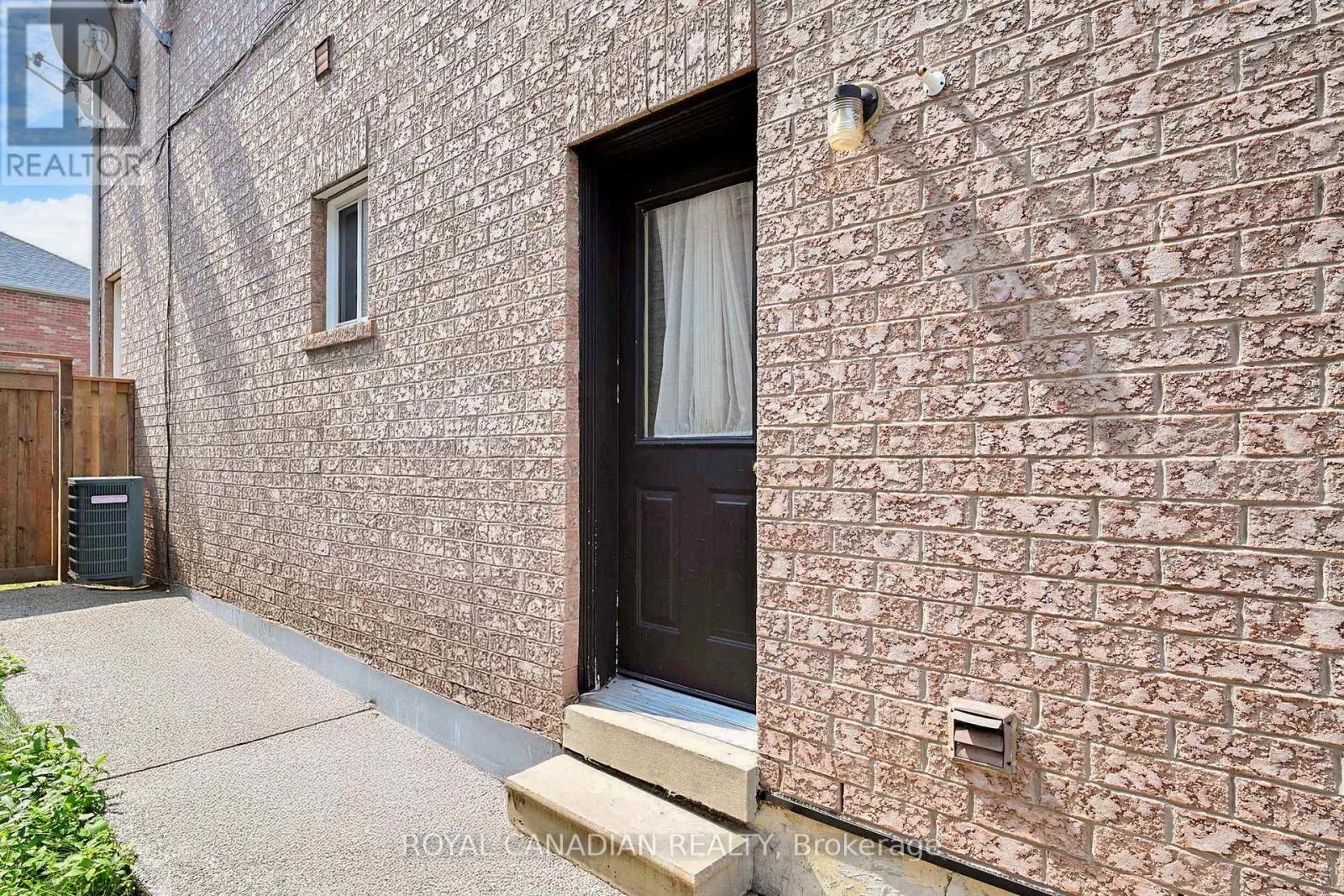 Photo 40 of 5116 Churchill Meadows Boulevard, Mississauga ON