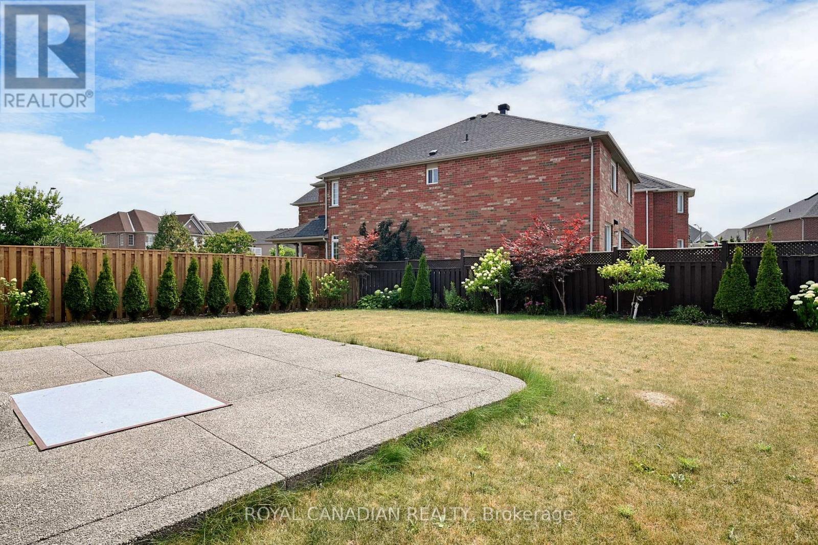 Photo 44 of 5116 Churchill Meadows Boulevard, Mississauga ON